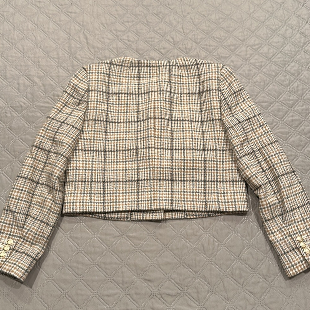 J.Crew Louisa lady jacket in plaid English wool. - Picture 7 of 12